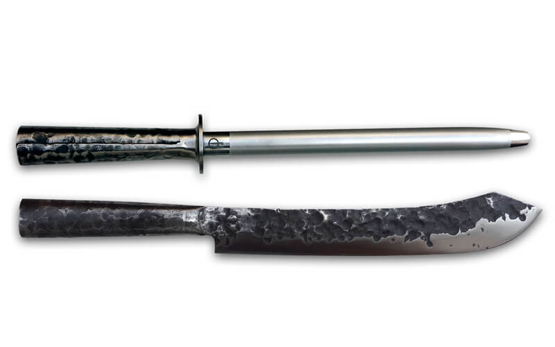 Forged Brute Slagersmes & Aanzetstaal Set